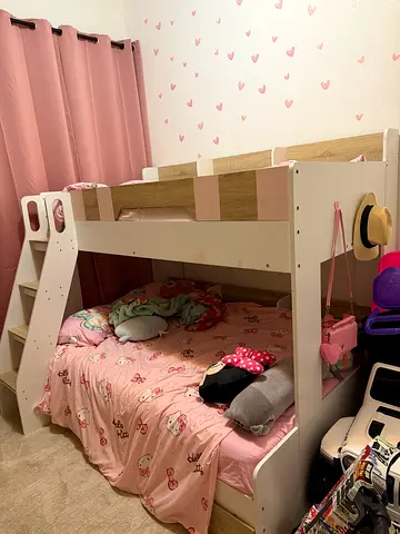 White Wooden Bunk Bed / with 2 mattresses