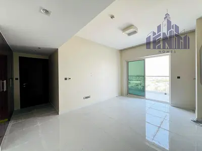 Bugged 3BR Apt | Closed Kitchen| Burj Khalifa View