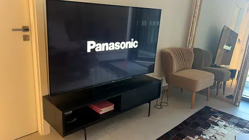 Panasonic Large Screen Smart TV – Excellent Condition