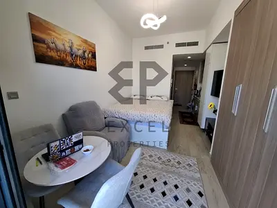 استوديو مفروش | شرفة | إطلالات على المسبح والأفق