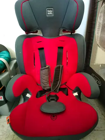 Moving sale - MUST GO! Baby Auto high-back convertible car seat (red/grey) - good used condition