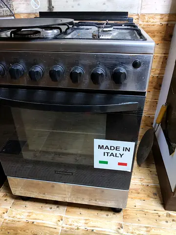 Used 4-Burner Gas Cooker with Oven - Made in Italy