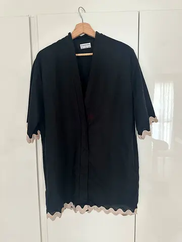 Seven Wonders Black lightweight kimono cardigan dress with scalloped trim