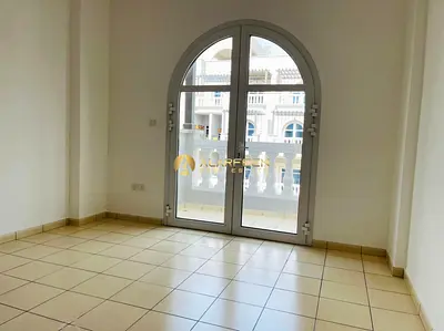 شقة بغرفة نوم واحدة | الخريف 2 JVC | الوصول إلى الشرفة والمسبح