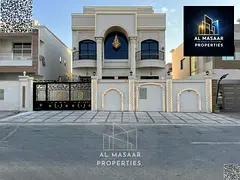 Villa overlooking two streets, two floors and a roof, classic design, price includes electricity and