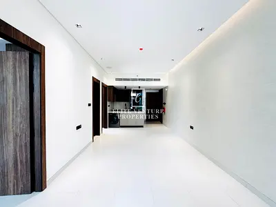 VACANT | SPACIOUS | PRIME LOCATION