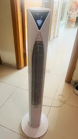 Slim Tower Fan - Oscillating Pedestal Fan, Good Condition, brand probreeze