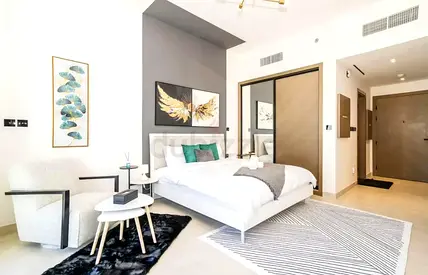Luxury Private Room Available With Balcony