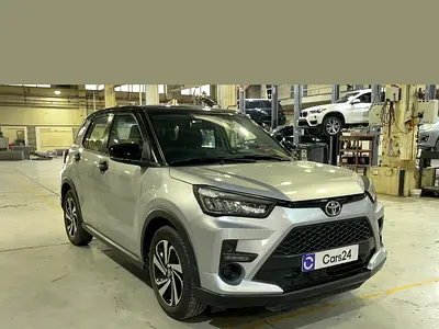 AED 787/month | 0 DP | Manufacturer Warranty | Service History | 30 Day Return | TOYOTA RAIZE 2024