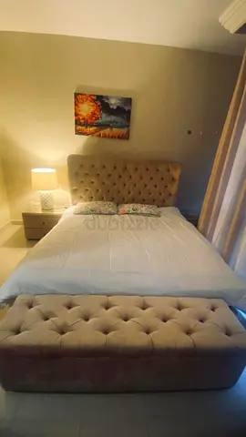 Complete Set King Size Bed Tufted Velvet with Mattress, Matching Bench and Nightstands - THEONE