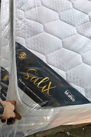 King size 180x200cm mattress with top foam.  Same day delivery available