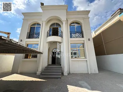 🚨 عرض استثنائي للإيجار في الروضة 2 – عجمان 🚨  🏡 فيلا فخمة بمواصفات مميزة + حوش كبير جداً 📍 موقع ذهبي في الروضة 2 – قريب من كل الخدمات (مدارس، سوبر