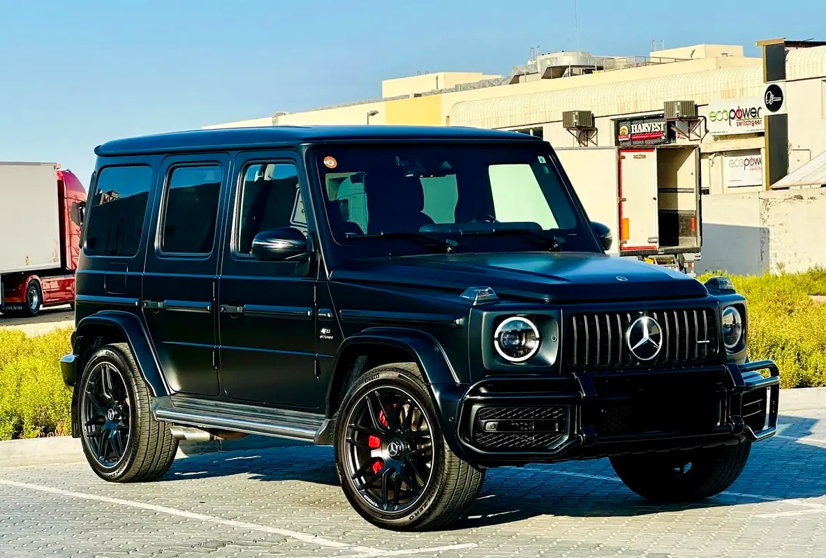 Mercedes-Benz G-Class 2022 — photo 1 of 8