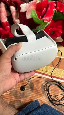 Used Meta Quest 2 VR Headset - Good Working Condition