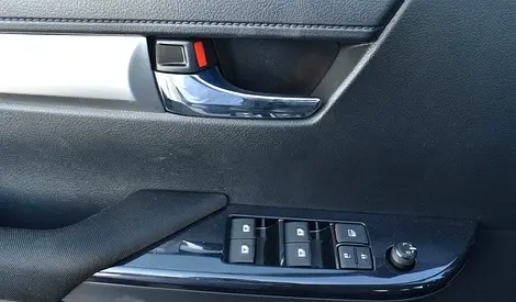 2026 Toyota HILUX 缩略图 18