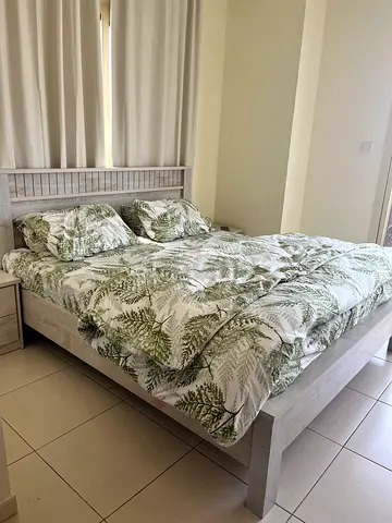 Bedroom set for sale