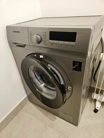 Samsung Front Load Washing Machine - Silver, 7kg, Good Condition