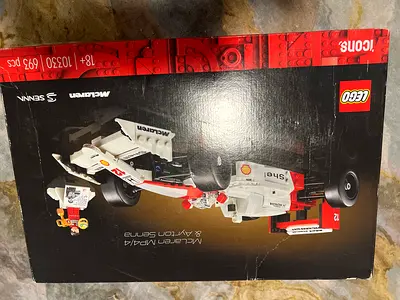 LEGO Icons McLaren MP4/4 Ayrton Senna 10330 set (695 pcs) - Boxed