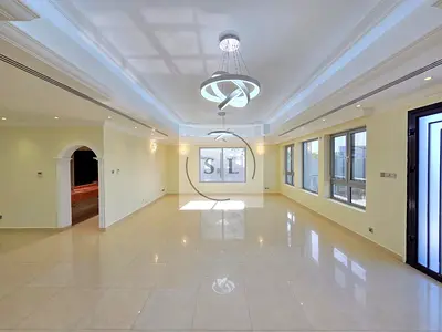 Move-in Ready | Huge Garden | All Ensuite