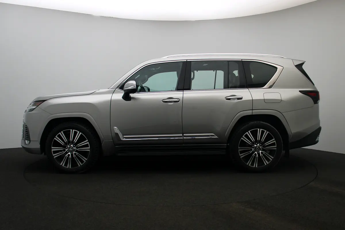 Lexus LX-Series 2024