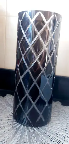 GLASS VASE THE ONE