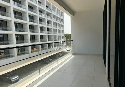 VACANT | 2 BEDROOM | PRIME LOCATION