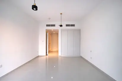 VACANT | STUDIO | PRIME LOCATION | SPACIOUS