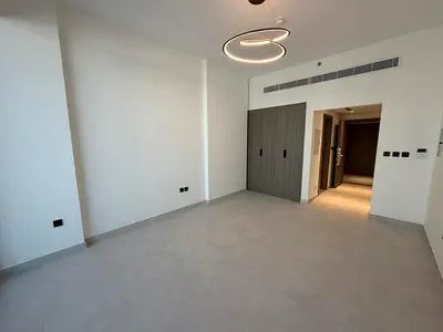 ELEGANT | SPACIOUS | PRIME LOCATION