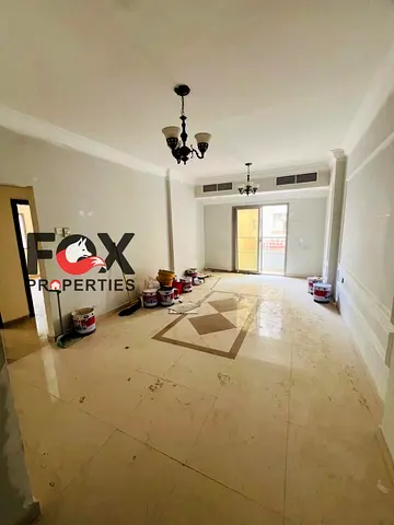 غرفتين وصالة في النعيمية 1 بجوار جسر غلفا، بلكونة، مساحات واسعة، تصميم عملي، موقع مميز قريب من الخدمات والمواصلات