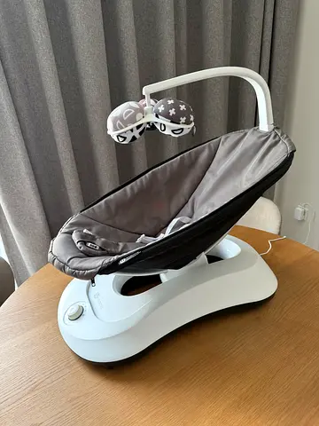 4moms rockaroo Baby Swing / Rocker in Grey - Excellent Condition
