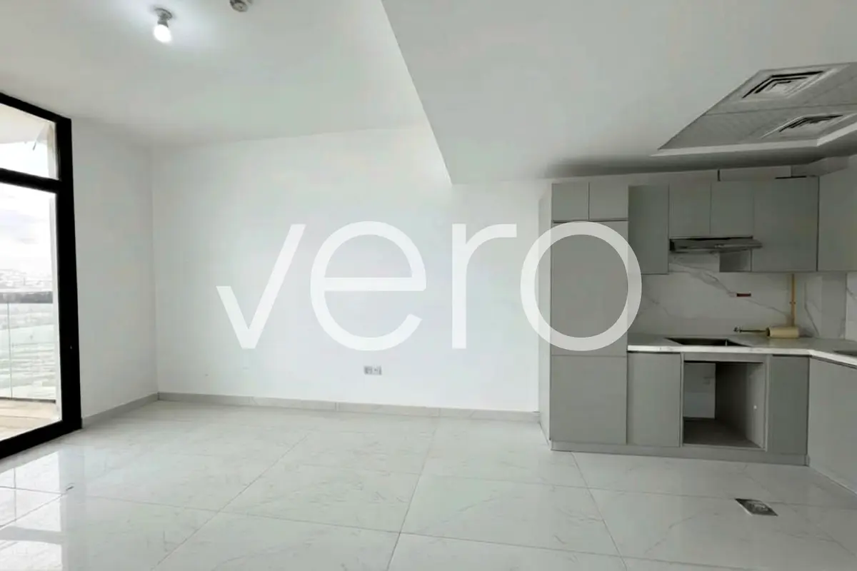 Brand New I High Floor I Ready to Move
