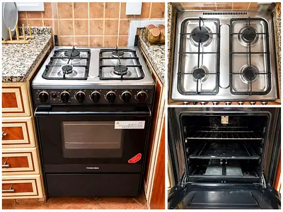 Toshiba 4-Burner Gas Cooker with Oven - Good Working Condition