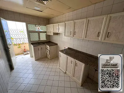 Studio on the Corniche, separate kitchen, large balcony, spacious studio, close to all services, central air conditioning, free parking