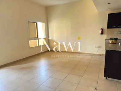 Open Kitchen | Spacious Unit | Balcony | Vacant