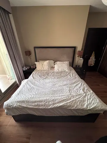 King size bed set
