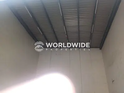 فرصة ذهبية مستودع على الطريق الرئيسي || طريق رئيسي مزدوج الطابق الأرضي، المساحة الإجمالية 1300  قدم مربع || الإيجار بالدرهم الإماراتي 65,000/-