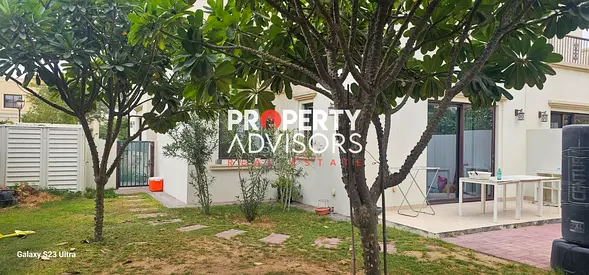 2E | Corner | 4BR Townhouse | Single Row
