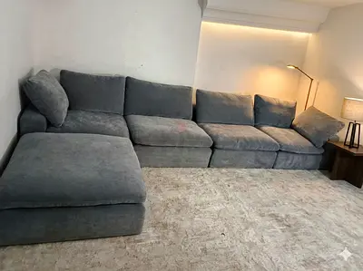 High quality modular sofa with ottoman