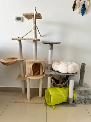 Cat tree