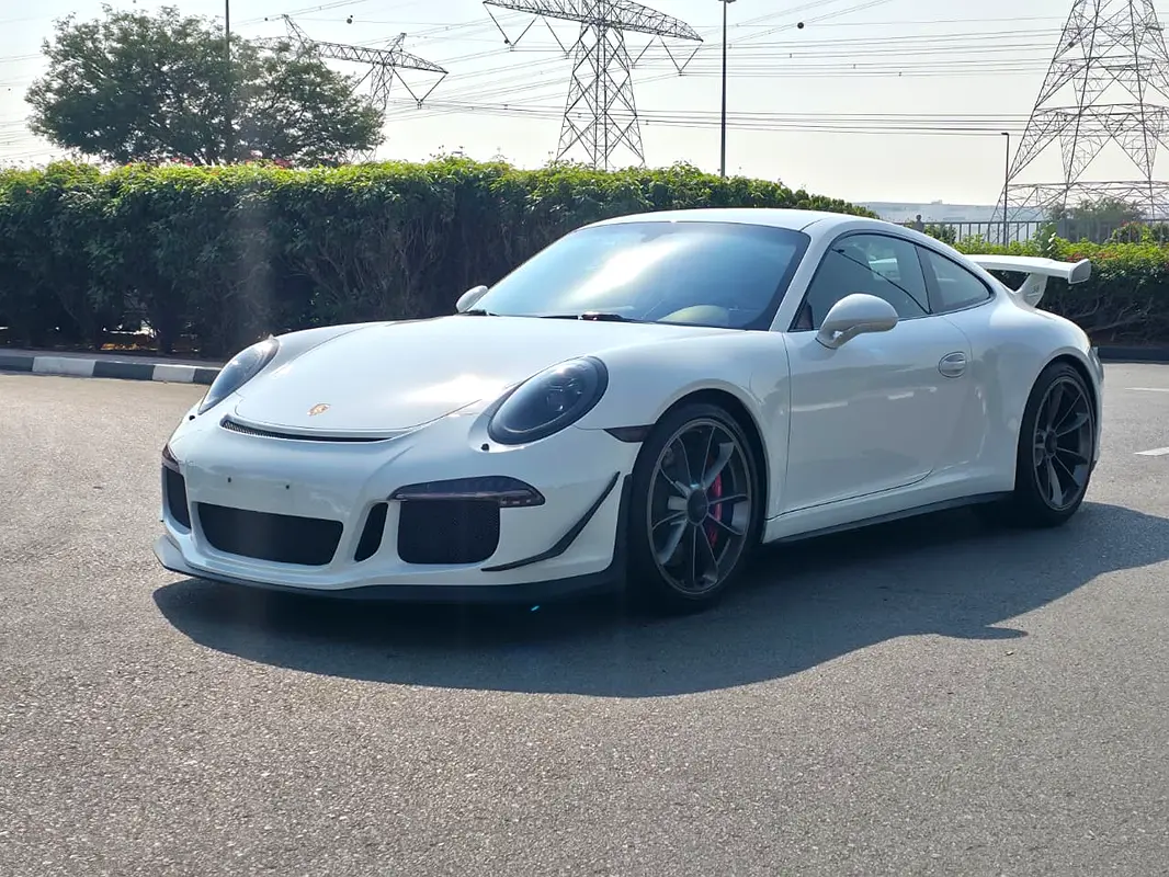 Porsche 911 2015 — photo 1 of 15