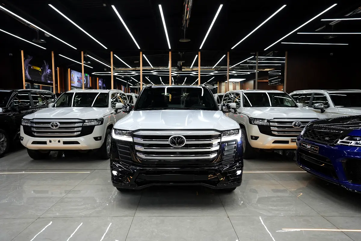 Toyota Land Cruiser 2026 — photo 1 of 19