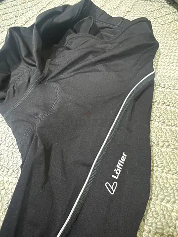 padded cycling bib shorts - size M, black, lightly used