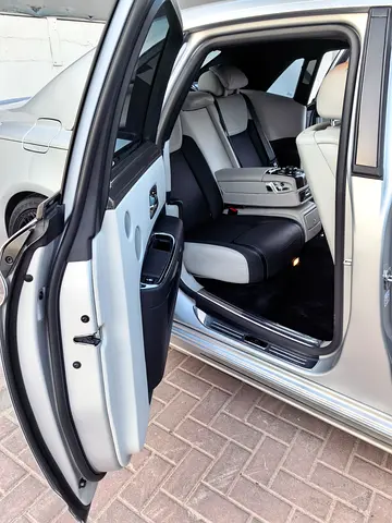 صورة مصغرة 18 لـ 2019 ROLLS-ROYCE GHOST