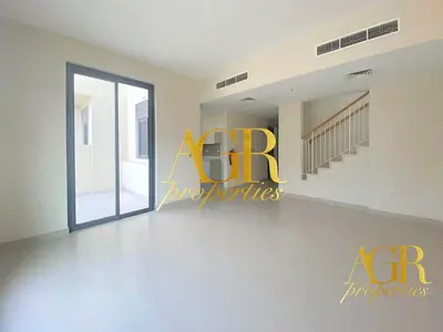 4BR Townhouse in Maple 1 | Close to Amenities