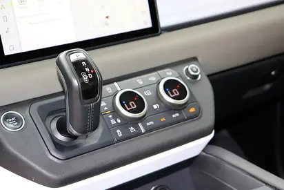 صورة مصغرة 16 لـ 2020 LAND Rover DEFENDER
