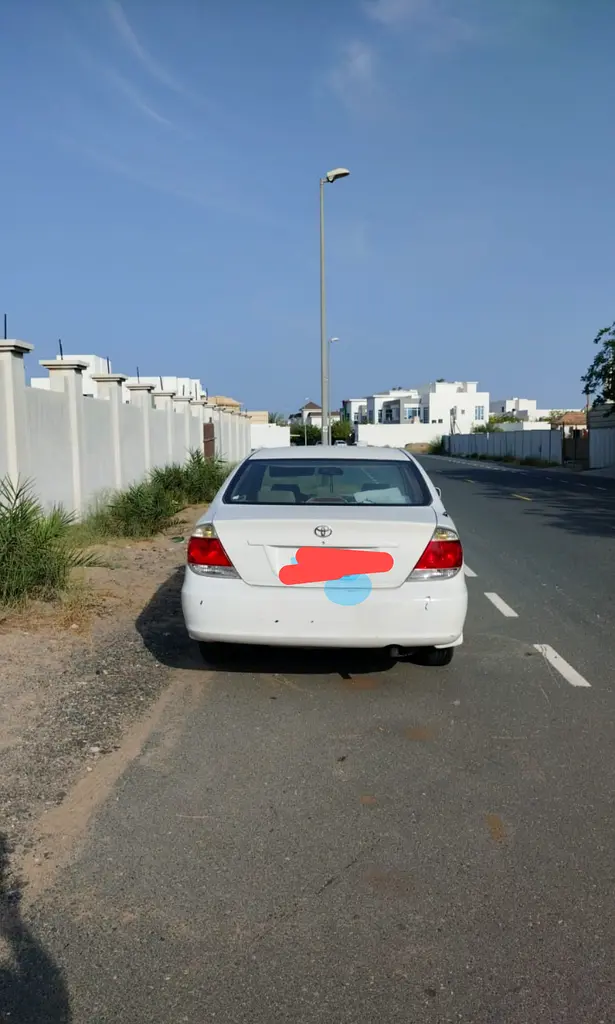 Toyota Camry 2006 — photo 1 of 4
