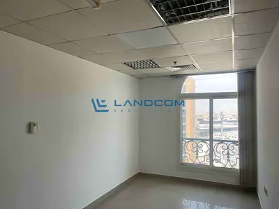 Independent Office | Chiller Free | Easy access to Metro |