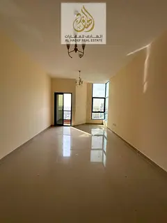 Studio apartment, semi-detached kitchen, free parking, very spacious
