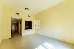 Vacant Studio Available For Sale