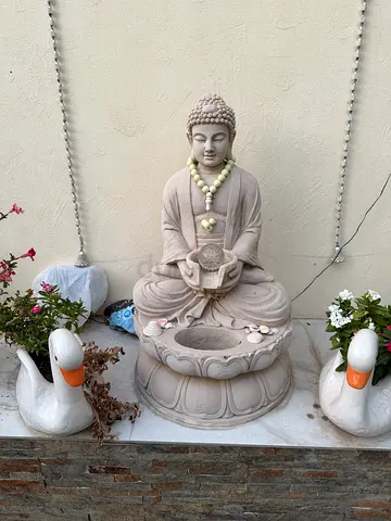 Outdoor Buddha Fountain/Statue with Lotus Bowl